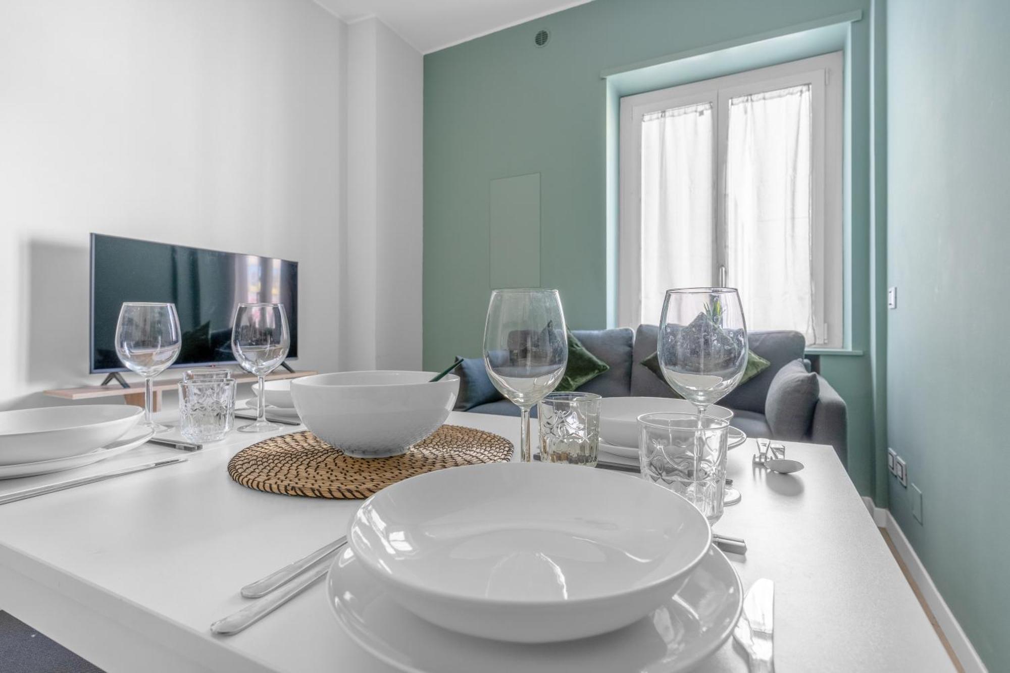 Sil5 - Apartment Bright - Luxury Milano Esterno foto